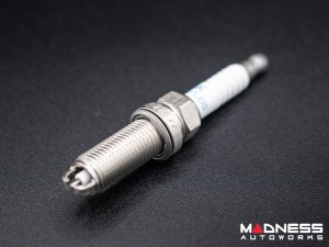 Alfa Romeo Giulia Spark Plugs - 2.9L QV - Platinum - NGK - Set of 6